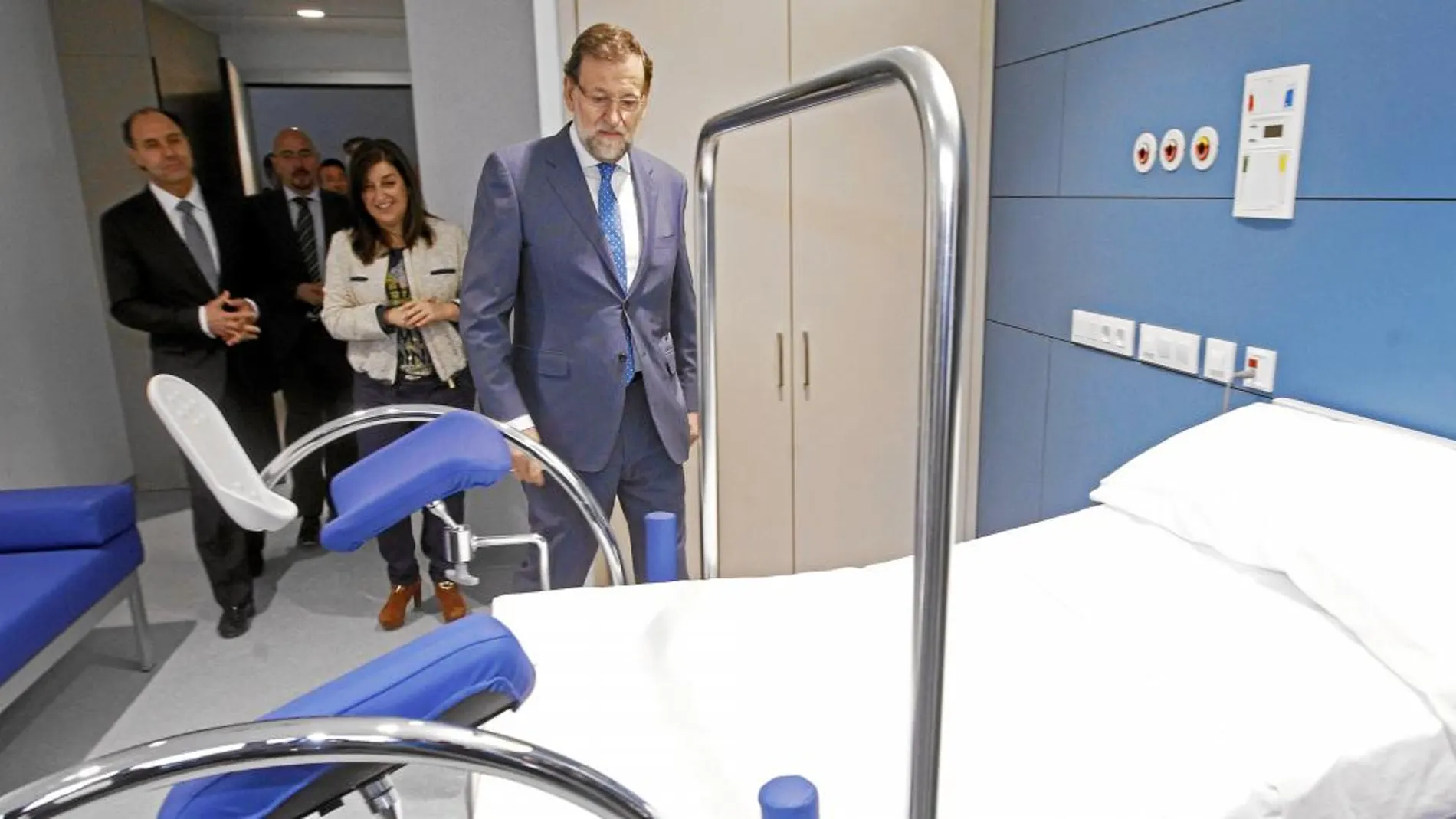 El presidente tuvo ayer una agenda repleta. Por la mañana asistió a la firma de un convenio educativo, luego se desplazó a Navarra para inaugurar una autovía y visitó después las obras de un hospital en Santander