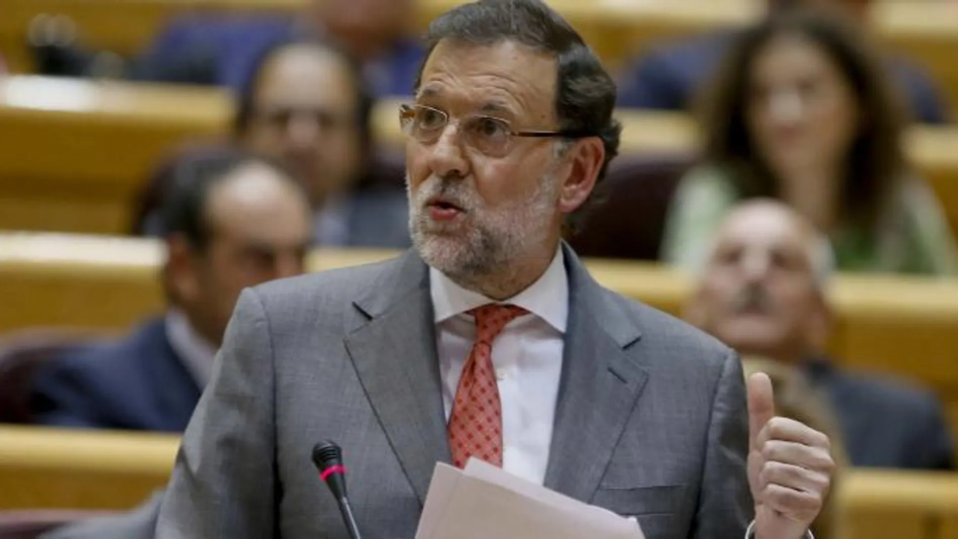 El presidente del Gobierno, Mariano Rajoy, interviene durante el pleno del Senado, celebrado esta tarde en la cámara alta