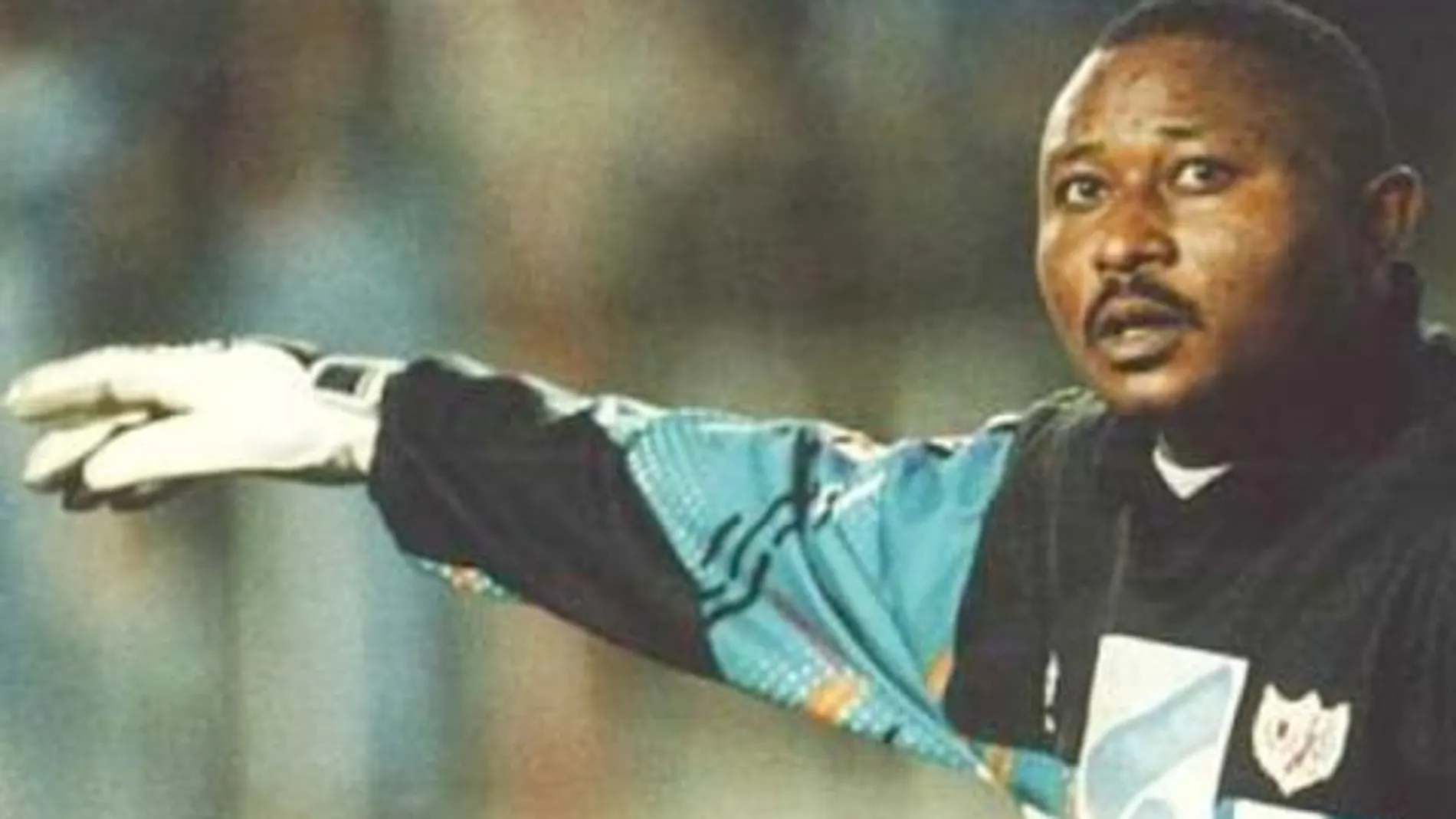 Wilfred Agbonavbare fue portero del Rayo entre 1990 y 1996. Perdió la titularidad a favor de Toni, pero la disfrutó durante dos temporadas