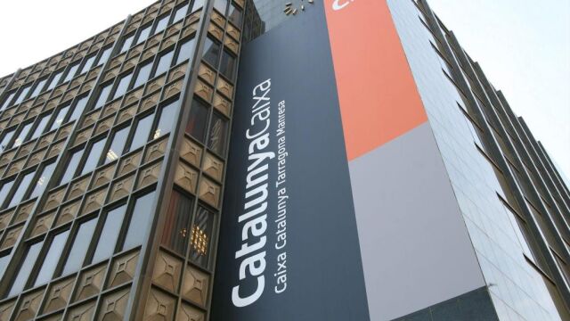 BBVA plantea la salida de 2.000 empleados y el cierre de 400 oficinas