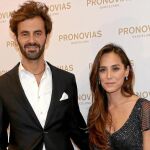 Enrique Solís y Tamara Falcó ayer, en la inauguración de la «boutique» de Pronovias