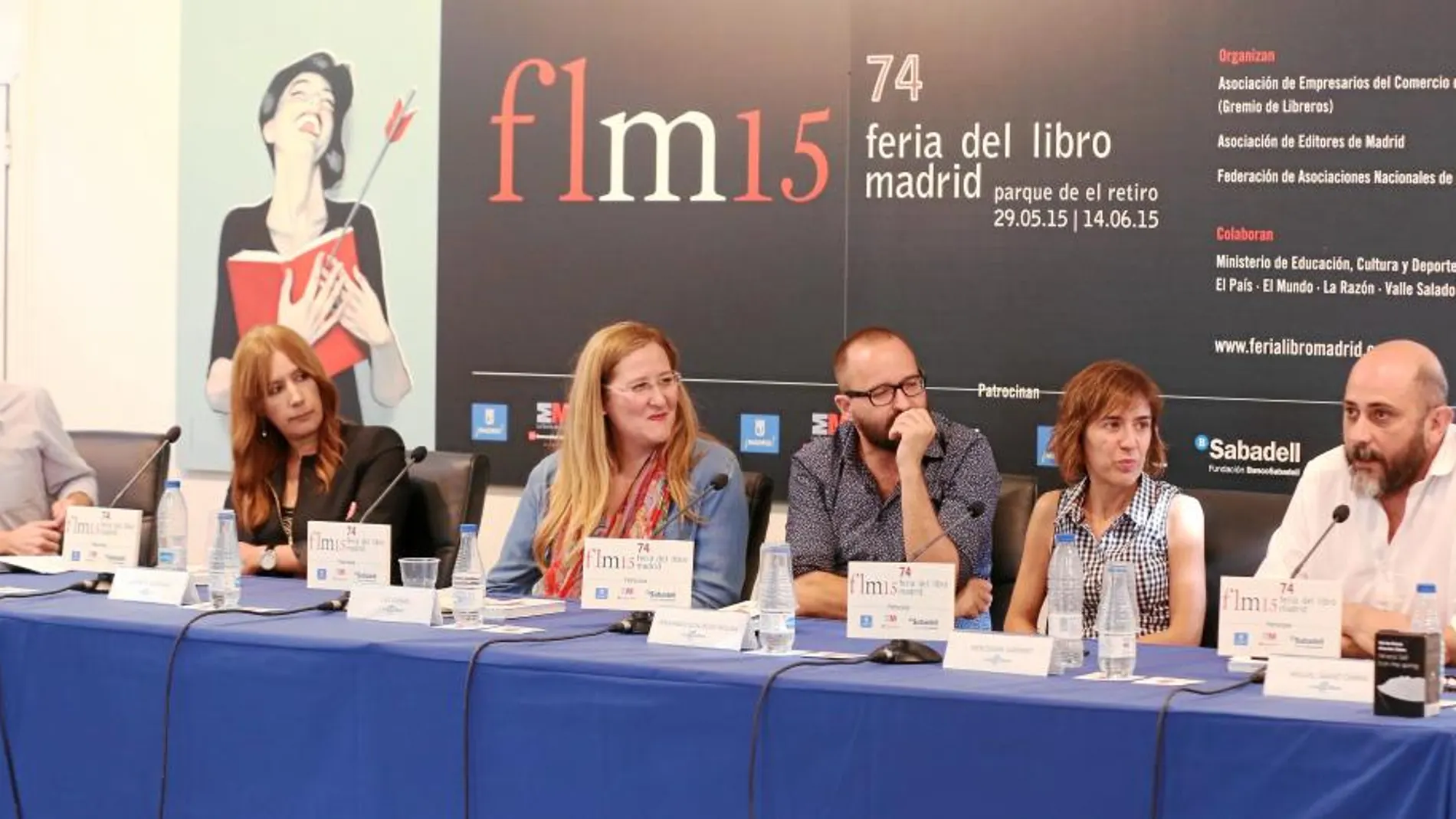 De izda., a decha., Nacho Manubens, Dolores Redondo, Luz Gabás, Fernando González Molina, Mercedes Gamero y Miguel Sáez Carral