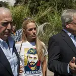  Venezuela impide a los expresidentes de Chile y Colombia visitar a Leopoldo López