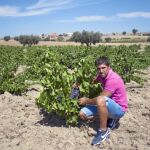 Juan José Benito, 21 años. agricultor