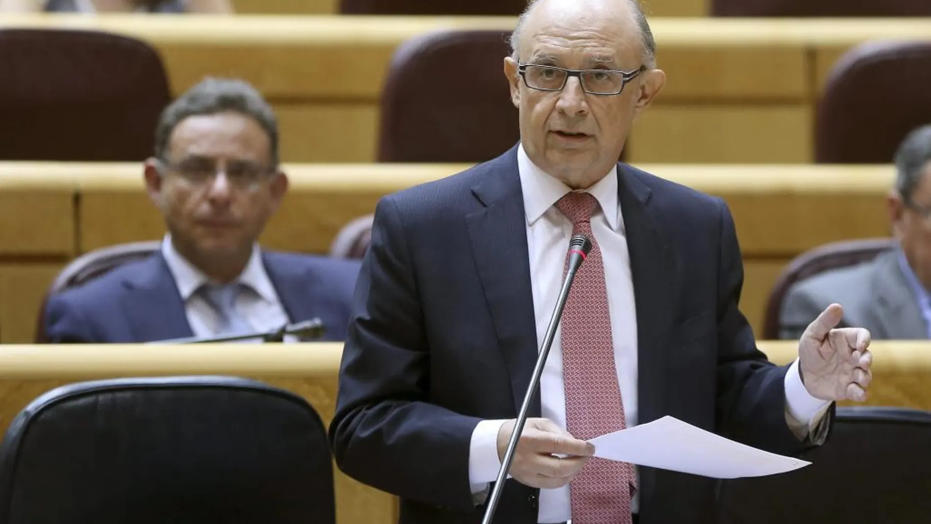 El ministro de Hacienda, Cristobal Montoro