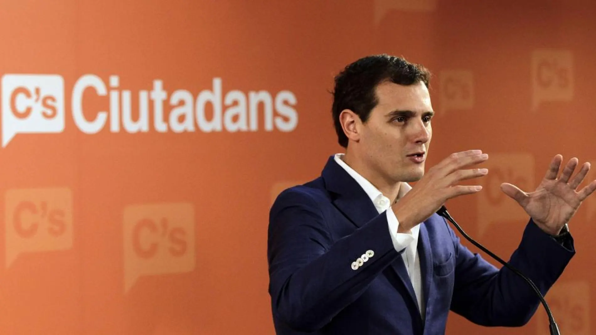 El presidente de Ciudadanos, Albert Rivera, hoy en la sede de la formación política