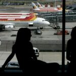 Iberia, condenada por no dejar subir a un avión a tres pasajeros sordos