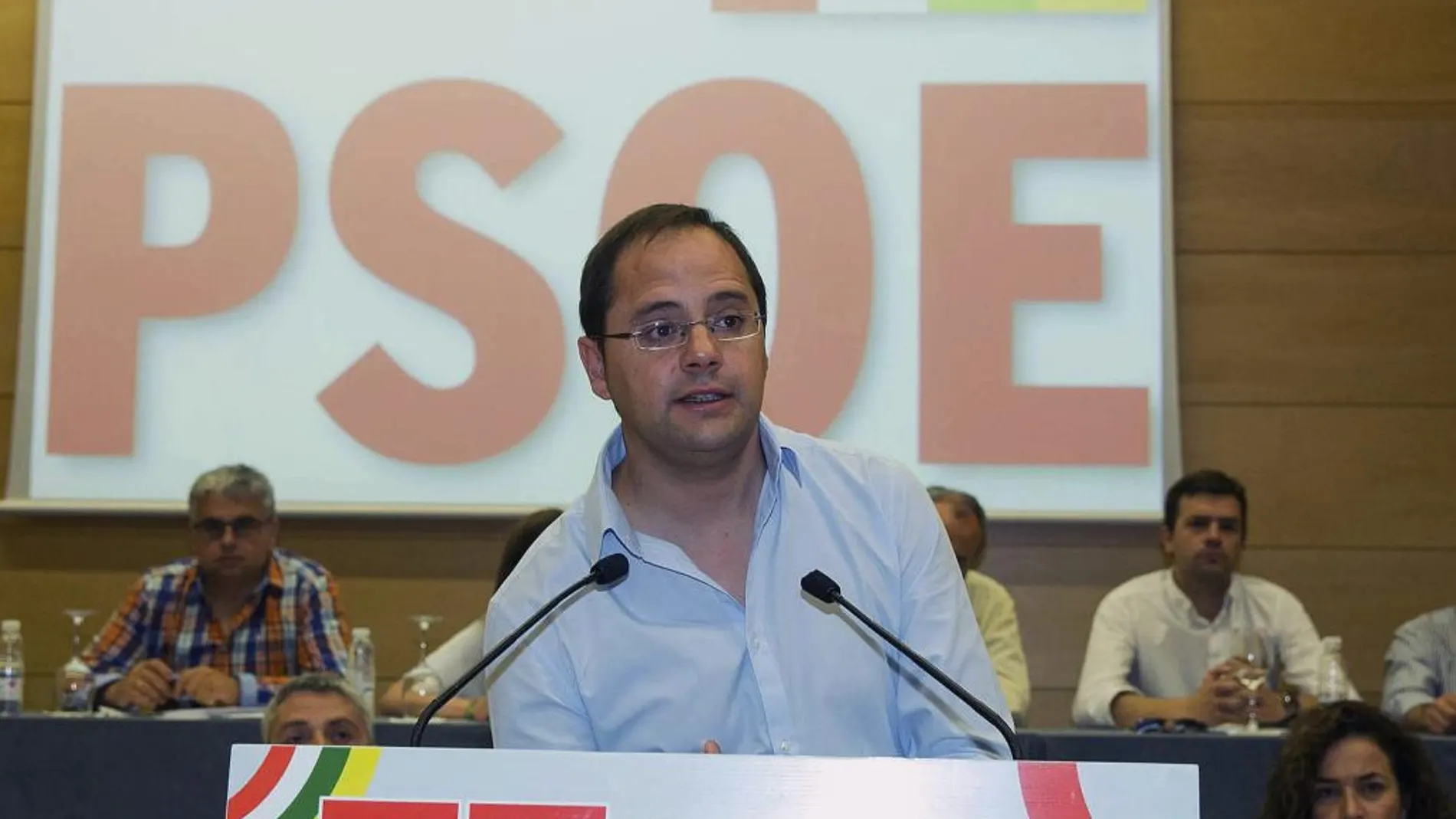 El secretario de Organización del PSOE, César Luena