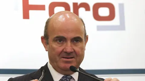 El ministro de Economía, Luis de Guindos, durante su intervención hoy en el Foro Cinco Días