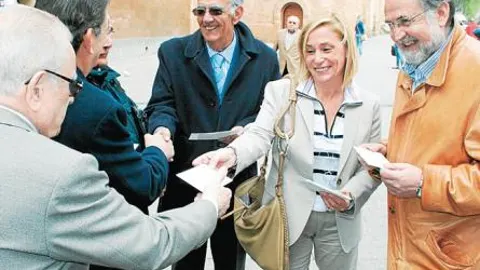 Reverte, acompañada por Francisco del Amor, participó en el reparto