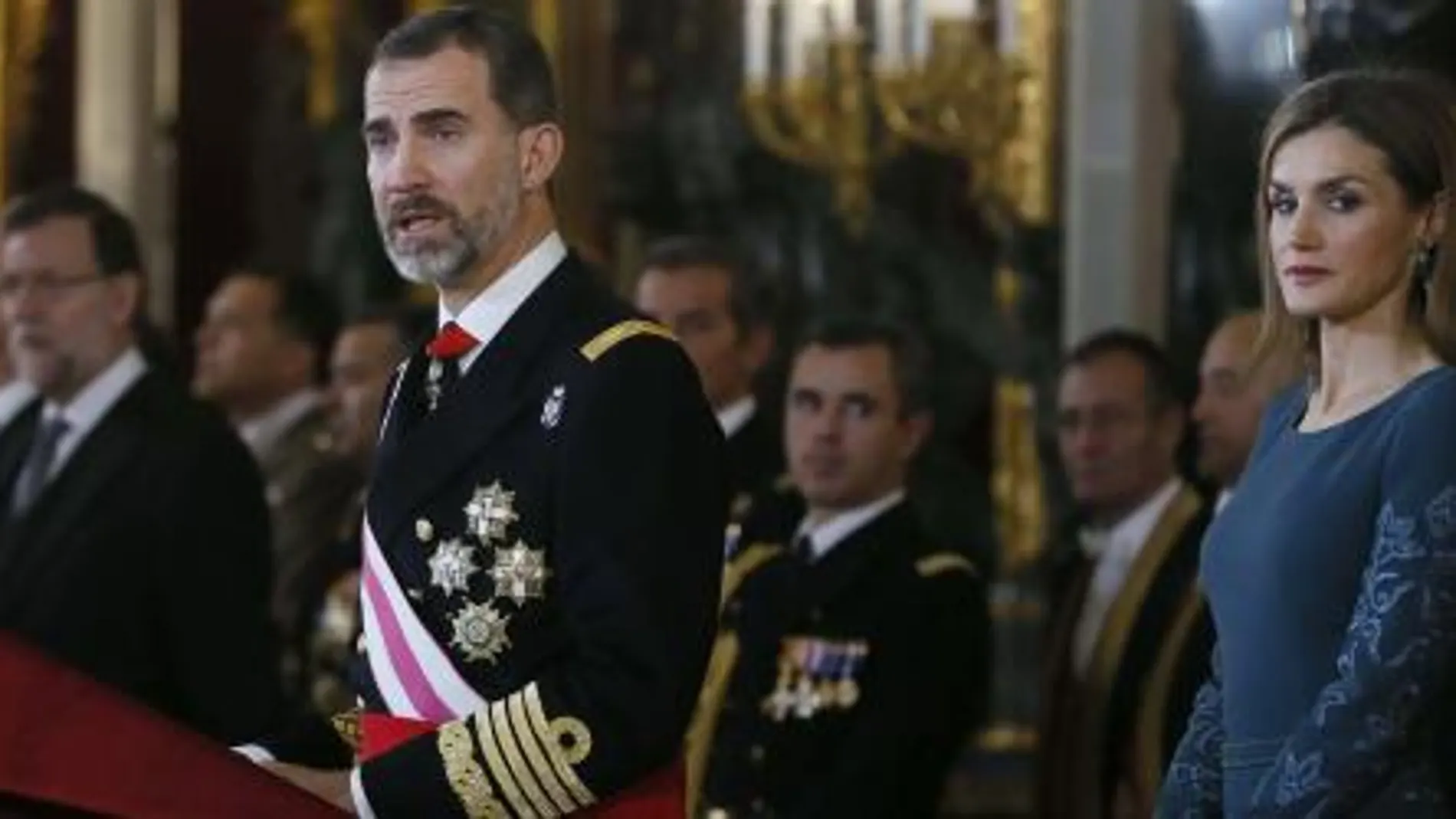 Felipe VI, durante el discurso que pronunció en la Sala del Trono del Palacio Real donde tuvo lugar el acto al que asistieron representantes de las instituciones del Estado, los tres Ejércitos y la Guardia Civil.