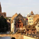 Desde Barrage Vauban el viajero puede obtener una de las panorámicas más completas del conjunto histórico de la capital de Alsacia