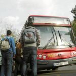 Sevilla es la segunda ciudad española en la que más ha subido el autobús
