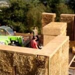 Construyen la primera vivienda de paja, que logra un gran ahorro energético