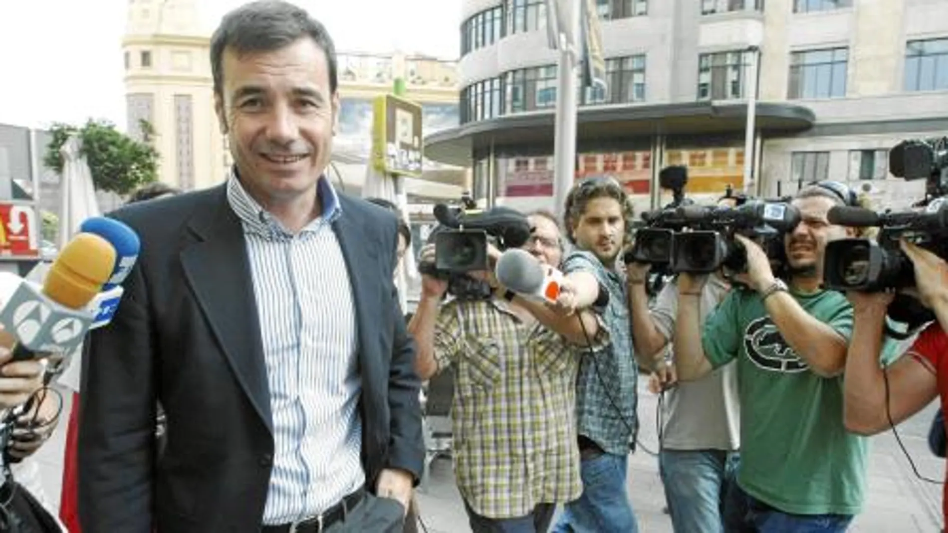 Desde que se conoció su negativa a dejar la candidatura a la Comunidad de Madrid, Gómez ha acaparado portadas de diarios e informativos