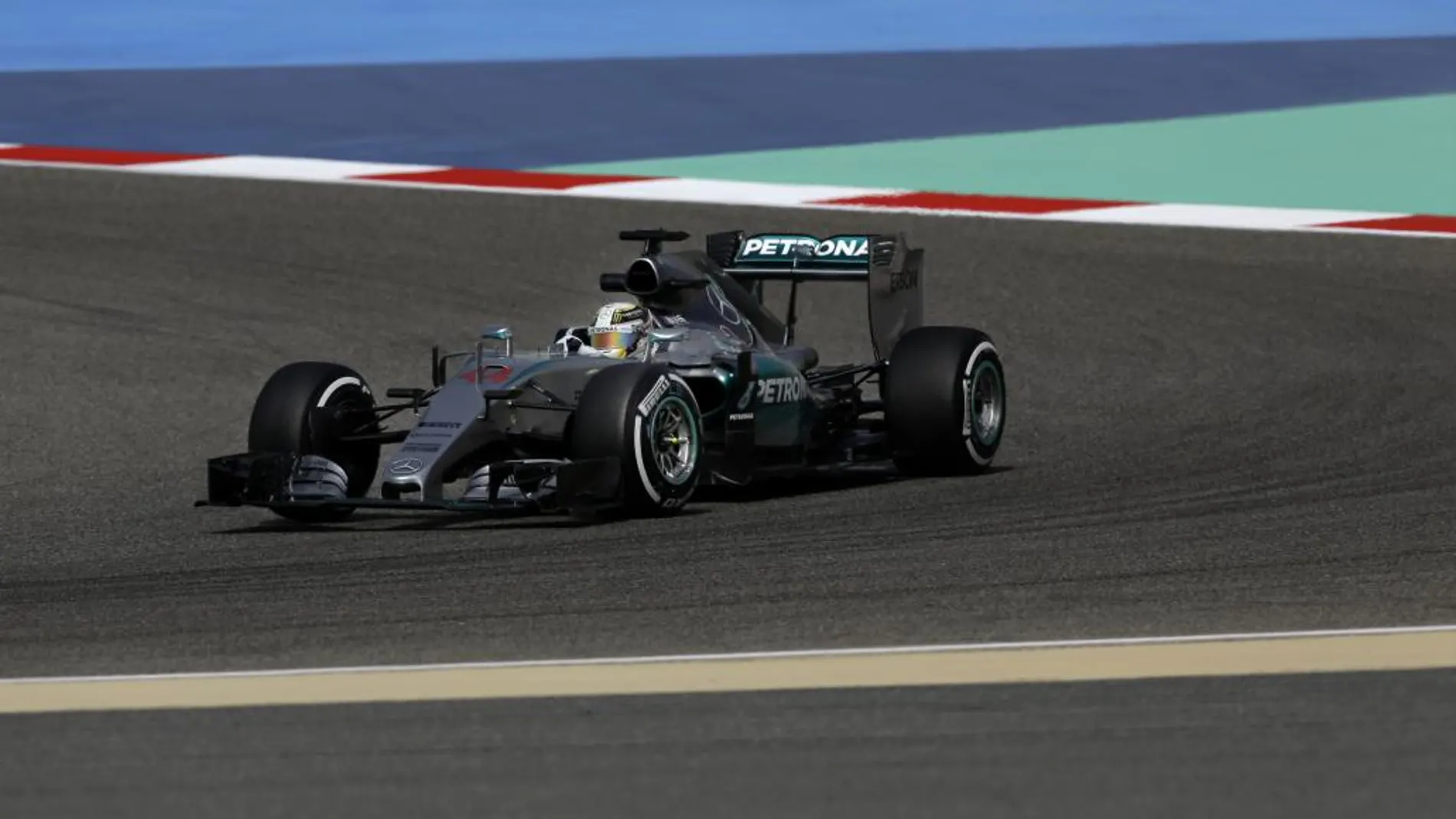 Lewis Hamilton durante los últimos entrenamientos en Baréin.