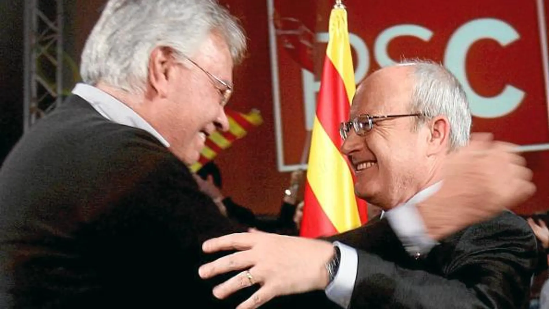 Montilla contó ayer de nuevo con el respaldo de González en su campaña electoral