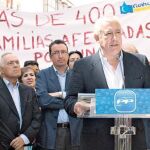 Arenas apela al 96 para defender que el PP es la solución a la crisis