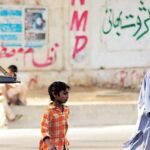 Tensa calma en Karachi tras la muerte de 24 personas en combates étnicos