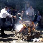 Con la quema del pan, los judíos comienzan la Pascua