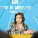 La consejera de Presidencia, Mar Moreno, ayer, en Sevilla, tras el Consejo de Gobierno