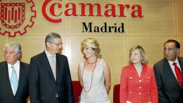 Arturo Fernández tomó posesión ayer del cargo, después de ser elegido por unanimidad por todos los vocales de la Cámara