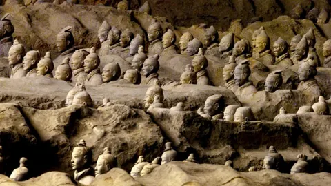 China inicia una nueva excavación de los Guerreros de Terracota