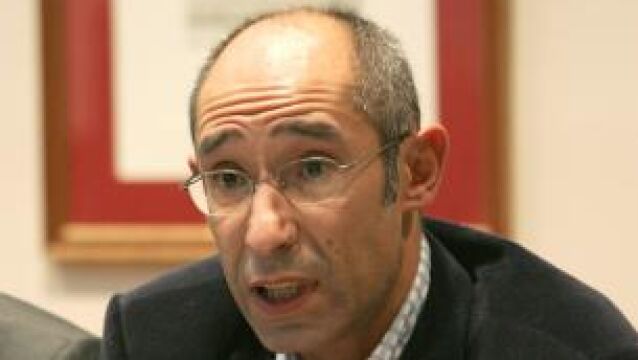 Los jueces ven «decepcionante y preocupante» reformar el Poder Judicial por el Estatut