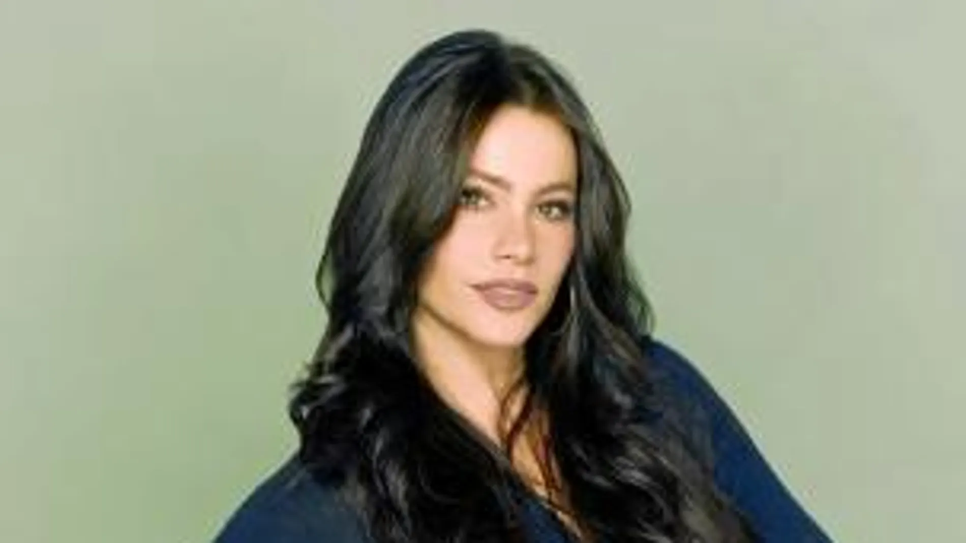 Sophia Vergara es una de las principales protagonistas de esta serie que retrata con humor los nuevos modelos de relación