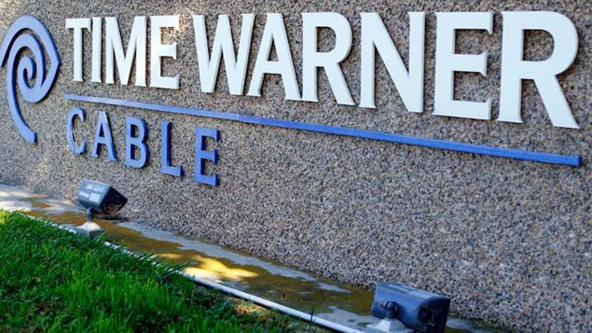 Charter adquiere Time Warner Cable por 72.105 millones