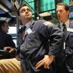Wall Street sube un 1% a la espera de los datos de ventas de autos en EEUU