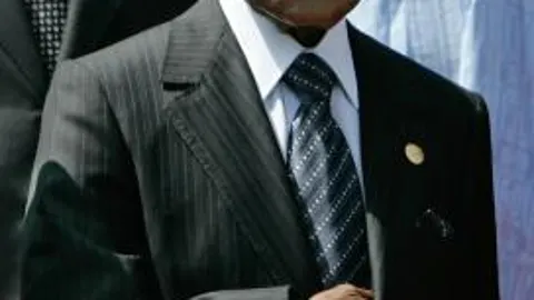Muere en Barcelona el dictador gabonés Omar Bongo