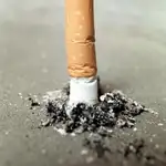 El último cigarro. Muchos fumadores intentarán dejar el tabaco en 2024