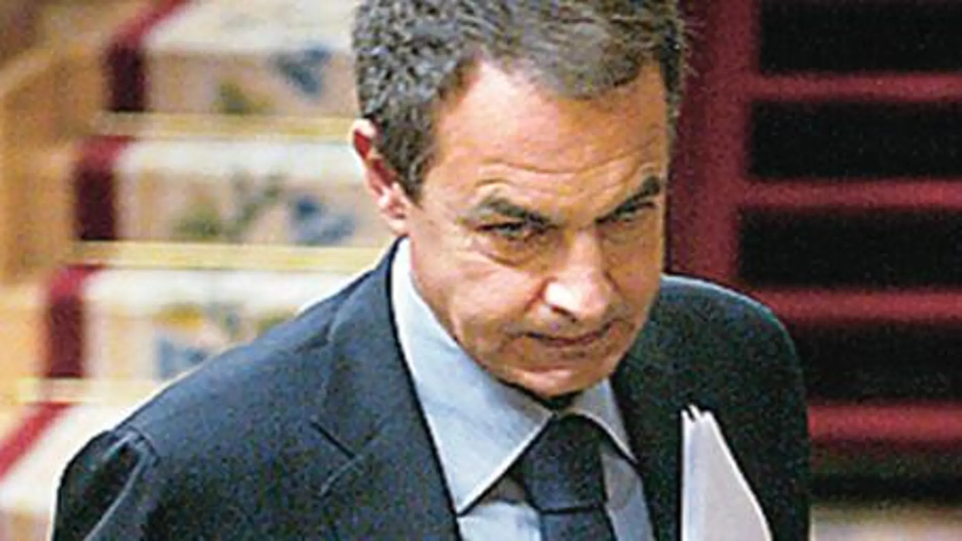 Rajoy afea a Zapatero que sus anuncios duren tres días en un tedioso cara a cara