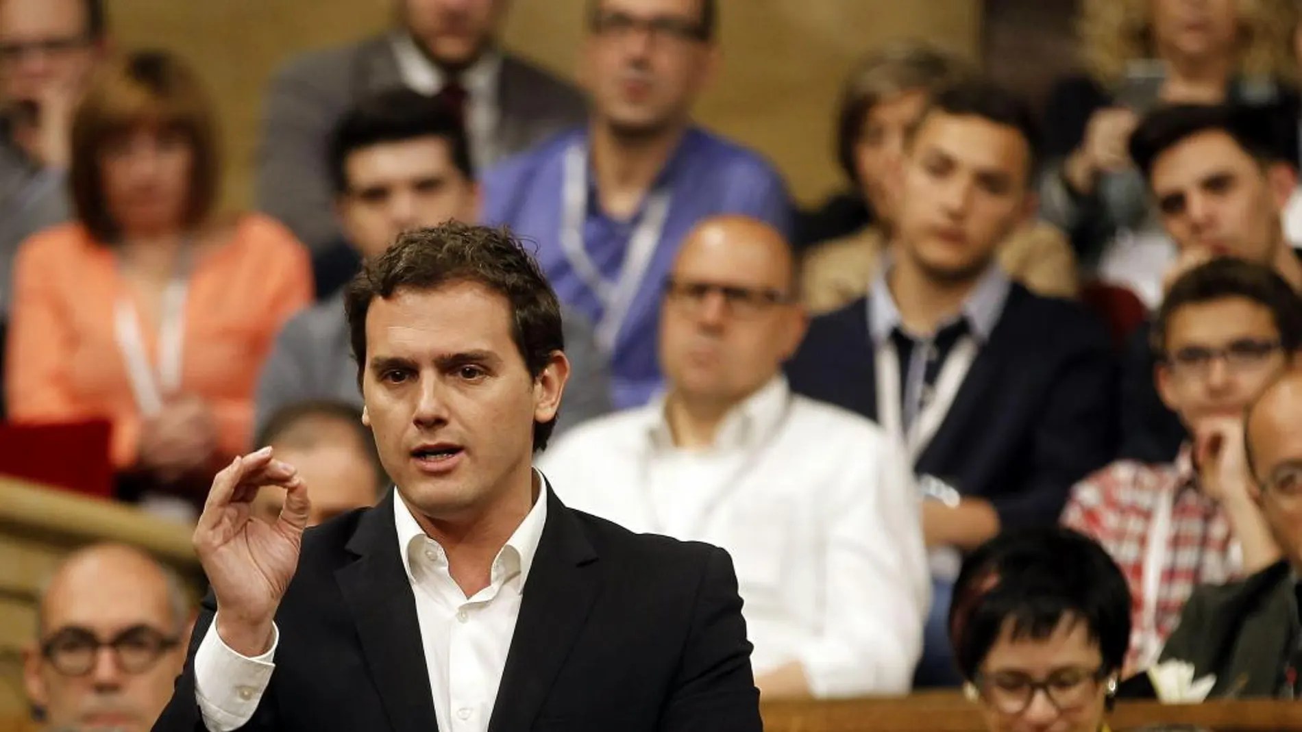 El líder de Ciutadans, Albert Rivera, en el Parlament de Cataluña.