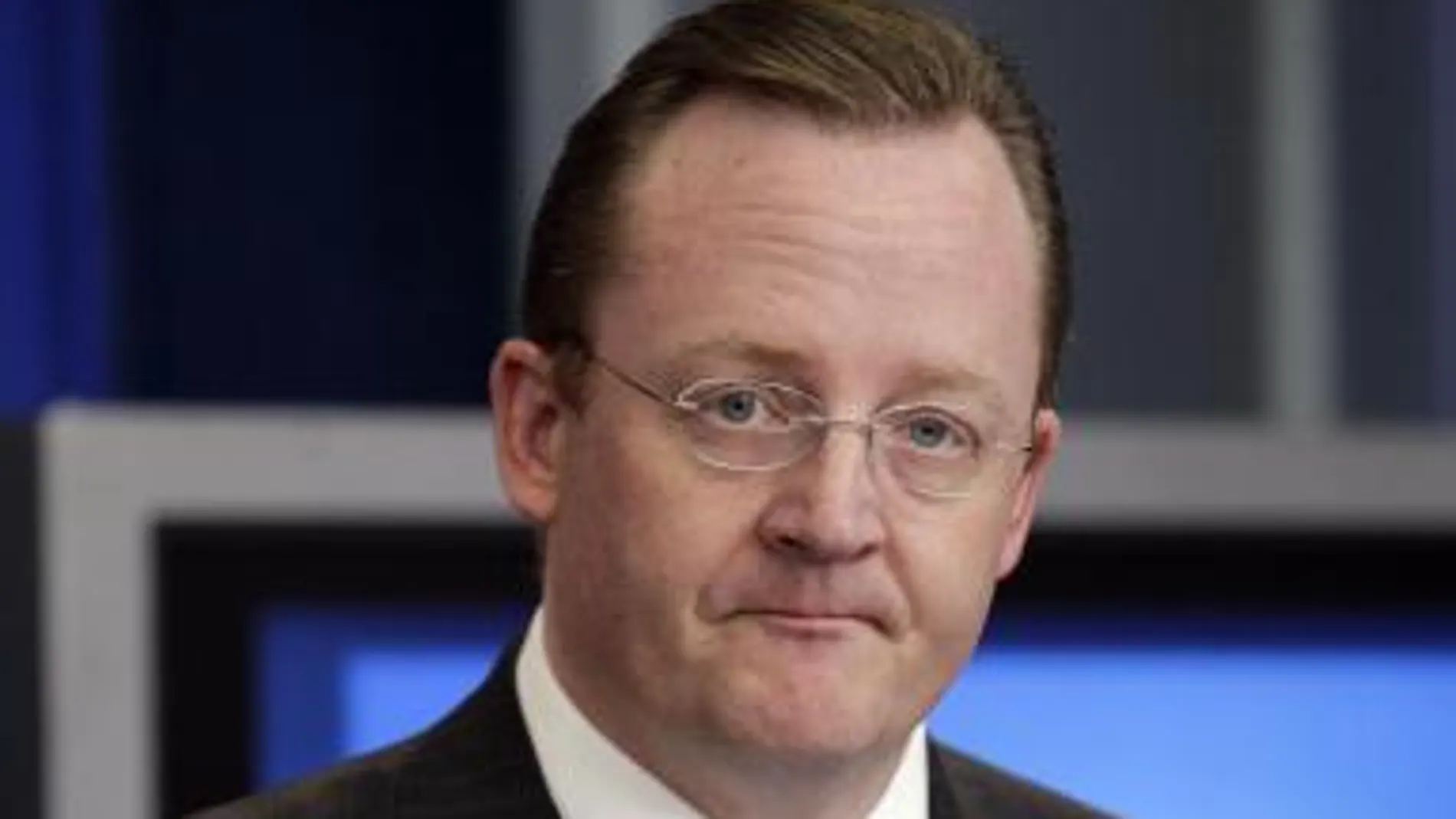 Robert Gibbs seguirá muy próximo al presidente de EE UU