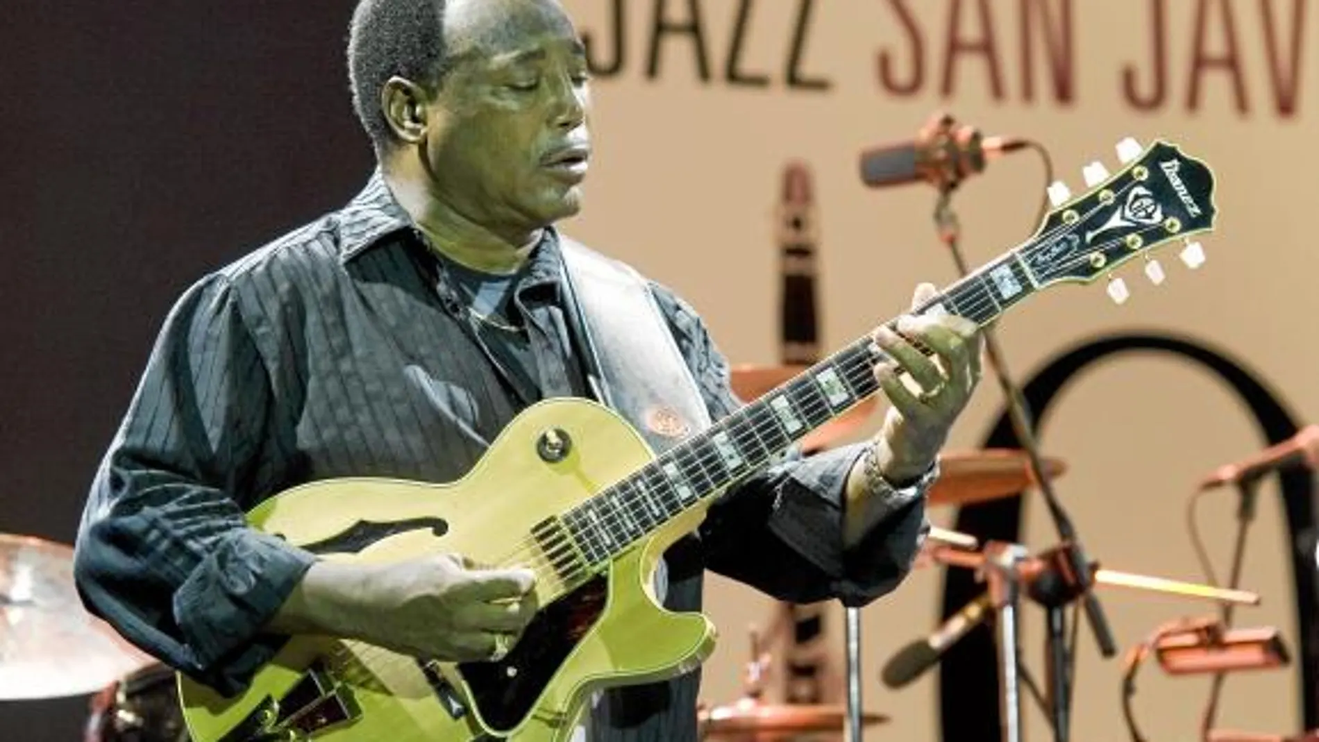 El guitarrista y cantante George Benson constituye un icono de la música moderna