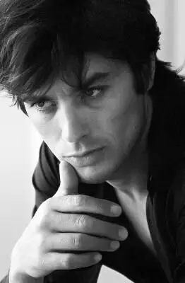 Alain Delon: prohibido fumar