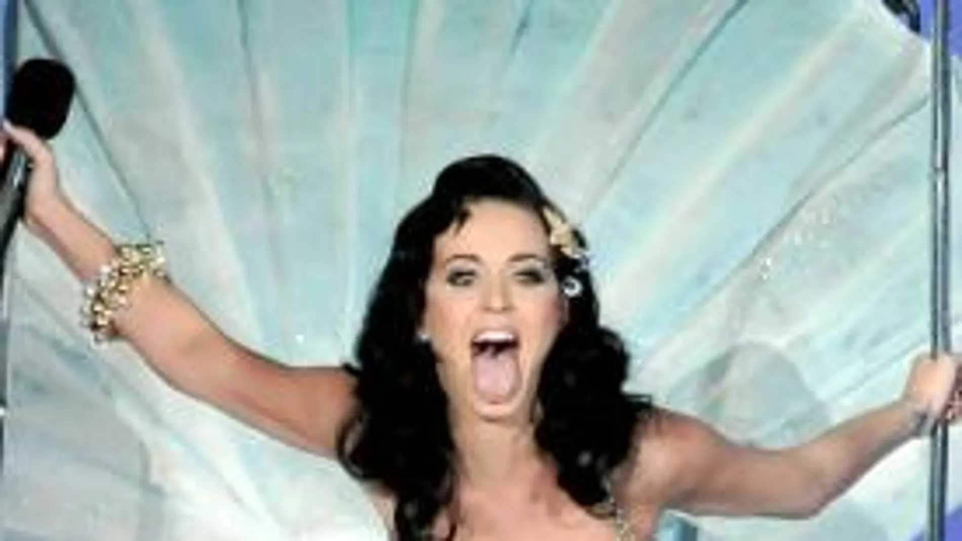 Katy Perry llena hoy de adolescentes el Palau Sant Jordi en el Festival U18