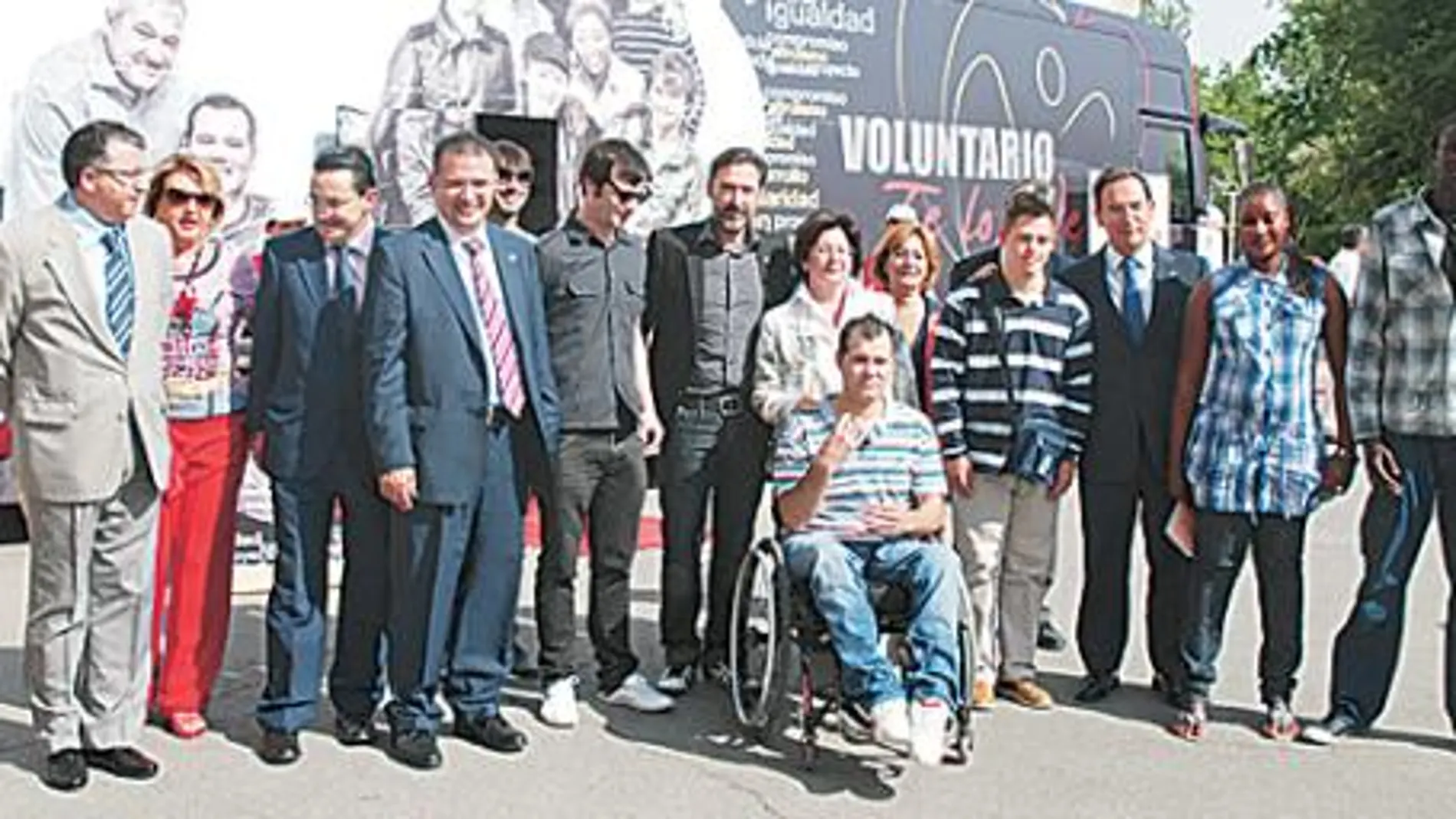 Un autobús informará sobre el voluntariado en toda la Región