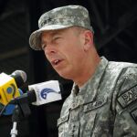 Petraeus condiciona la salida de Afganistán prometida por Obama