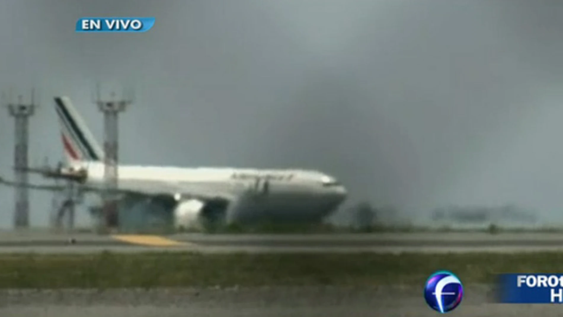 Cazas de EE UU escoltan un avión de Air France tras una falsa amenaza de armas químicas