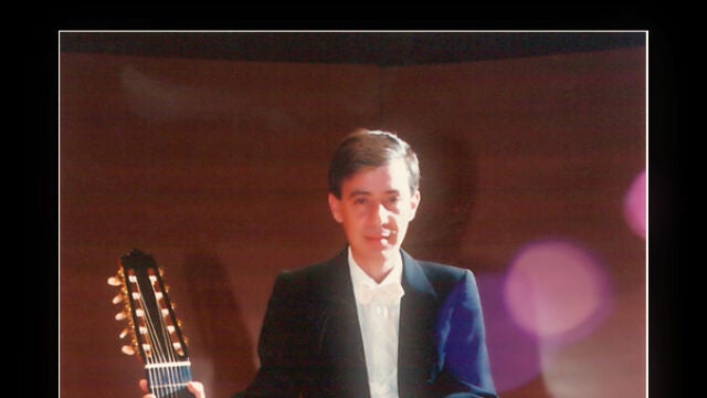 El guitarrista conquense Ismael Martínez Barambio
