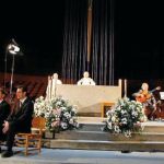 El propio sacerdote que ofició la ceremonia, el padre Bartolomé Rizo, fue el encargado de cantar la misa flamenca