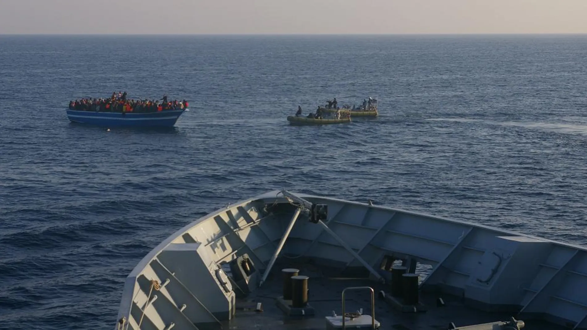 Unos 40 inmigrantes se ahogaron en el Canal de Sicilia al caer al mar