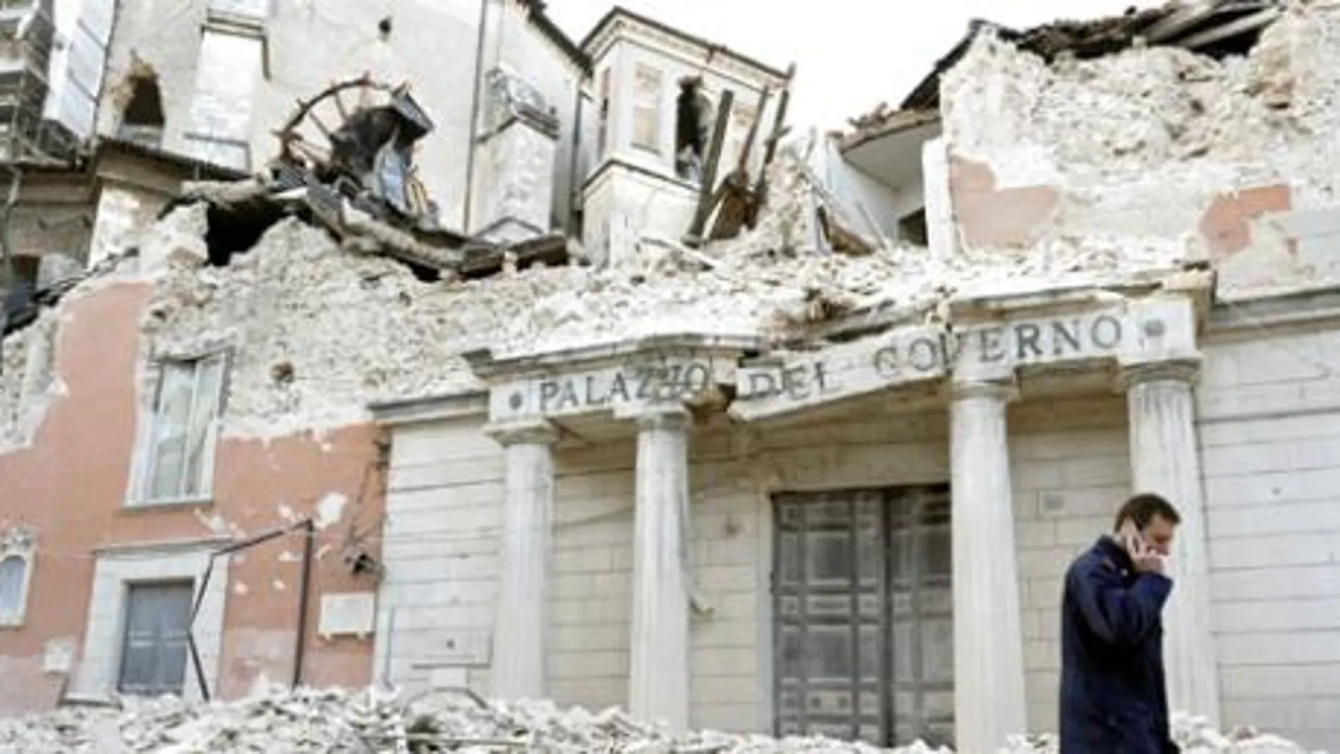 Al menos 27 muertos a causa de un fuerte terremoto en Italia