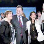Mariano Rajoy arropa a Alicia Sánchez-Camacho y a Dolors López, candidata por Lleida