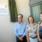 La consejera de Sanidad, María Ángeles Palacios, y el alcalde de Santomera, José María Sánchez, ayer en la inauguración del centro