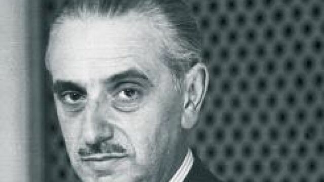 José María Pemán, en una imagen tomada en Burgos