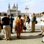 Turistas de visita por Madrid